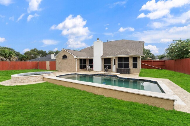 Building Photo - 1835 Taylor Creek Dr
