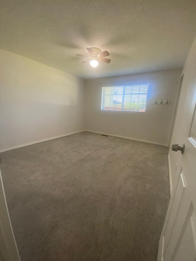 Building Photo - 11215 SE 235th Pl