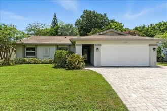 Building Photo - 1067 Chokecherry Dr