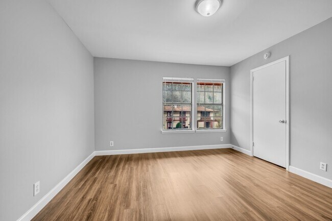 Building Photo - 214 Old Hickory Blvd