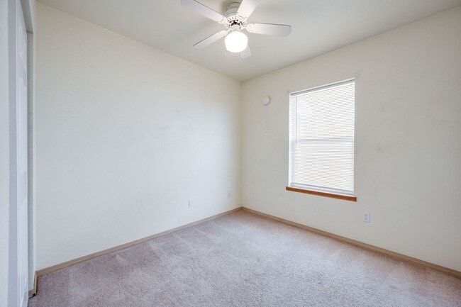 Building Photo - Your Perfect Home Near WSU – Spacious 3-Be...