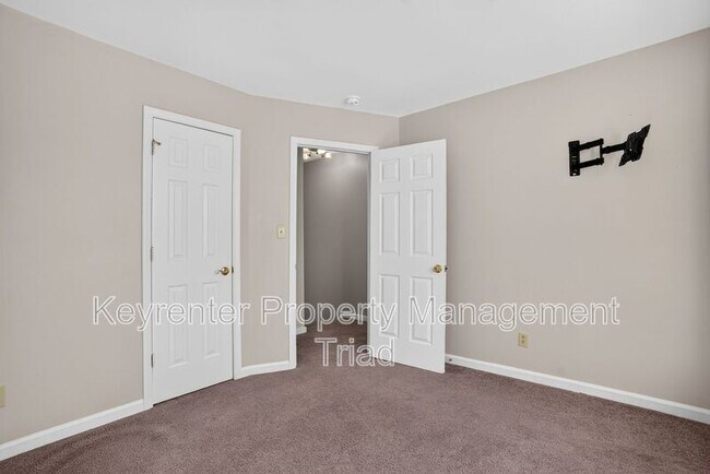 Building Photo - 3607 McCuiston Rd