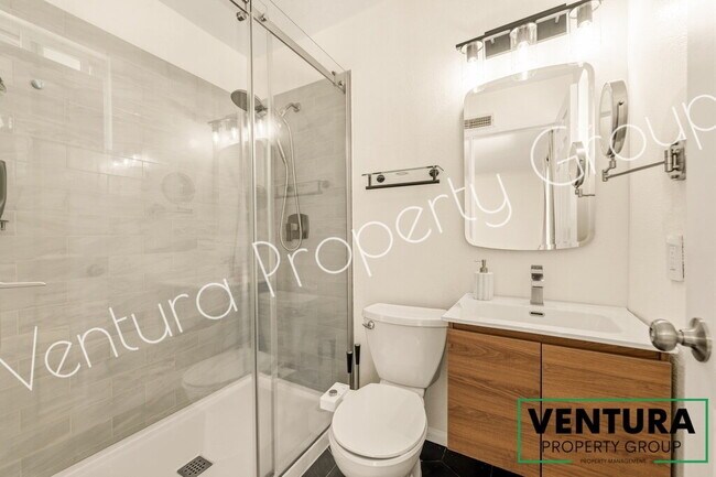 Building Photo - Charming 4-Bedroom  2B- Bath Home in Fillmore!