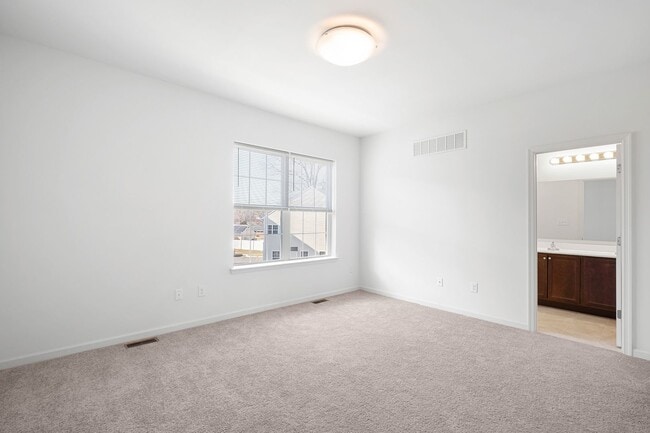 Building Photo - 415 Lenape Way