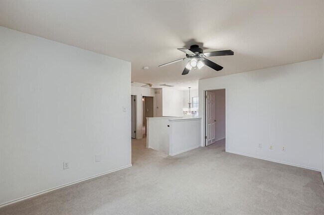 Building Photo - 1020 Brutus Dr