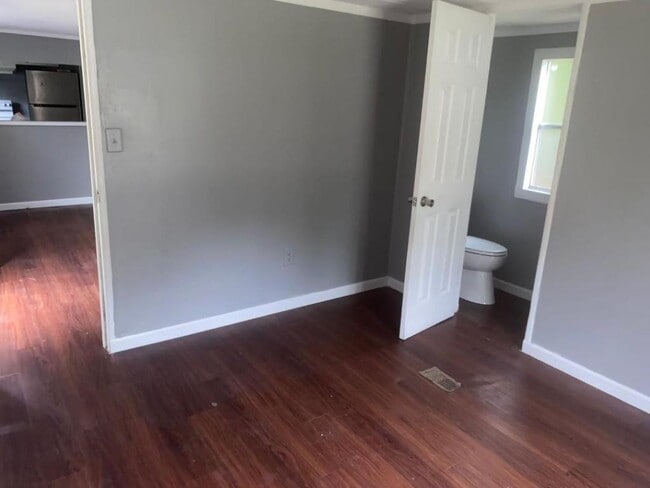 Building Photo - 2828 Redwing Ln