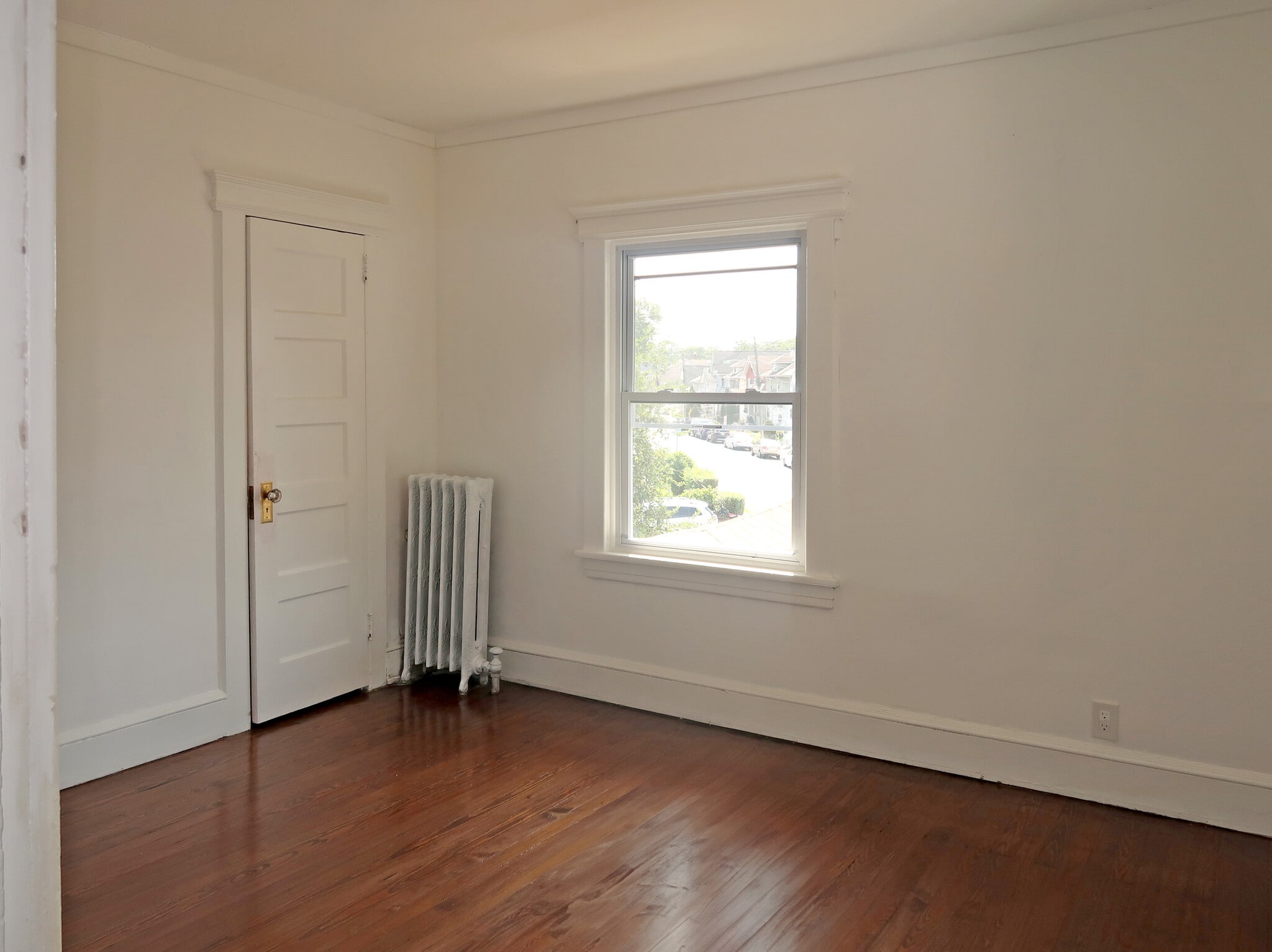 Building Photo - 1286 Oakwood Ave