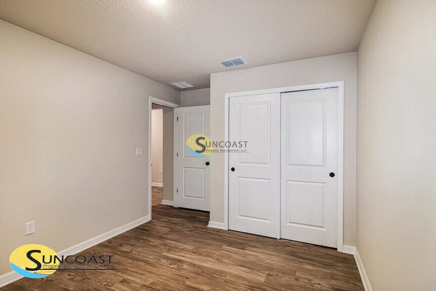 Building Photo - 5077 SW 155th Loop