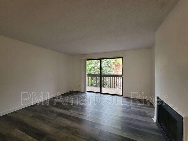 Building Photo - 941 Fulton Ave