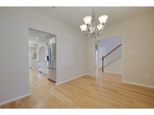 Building Photo - 5709 Pecanwood Ln