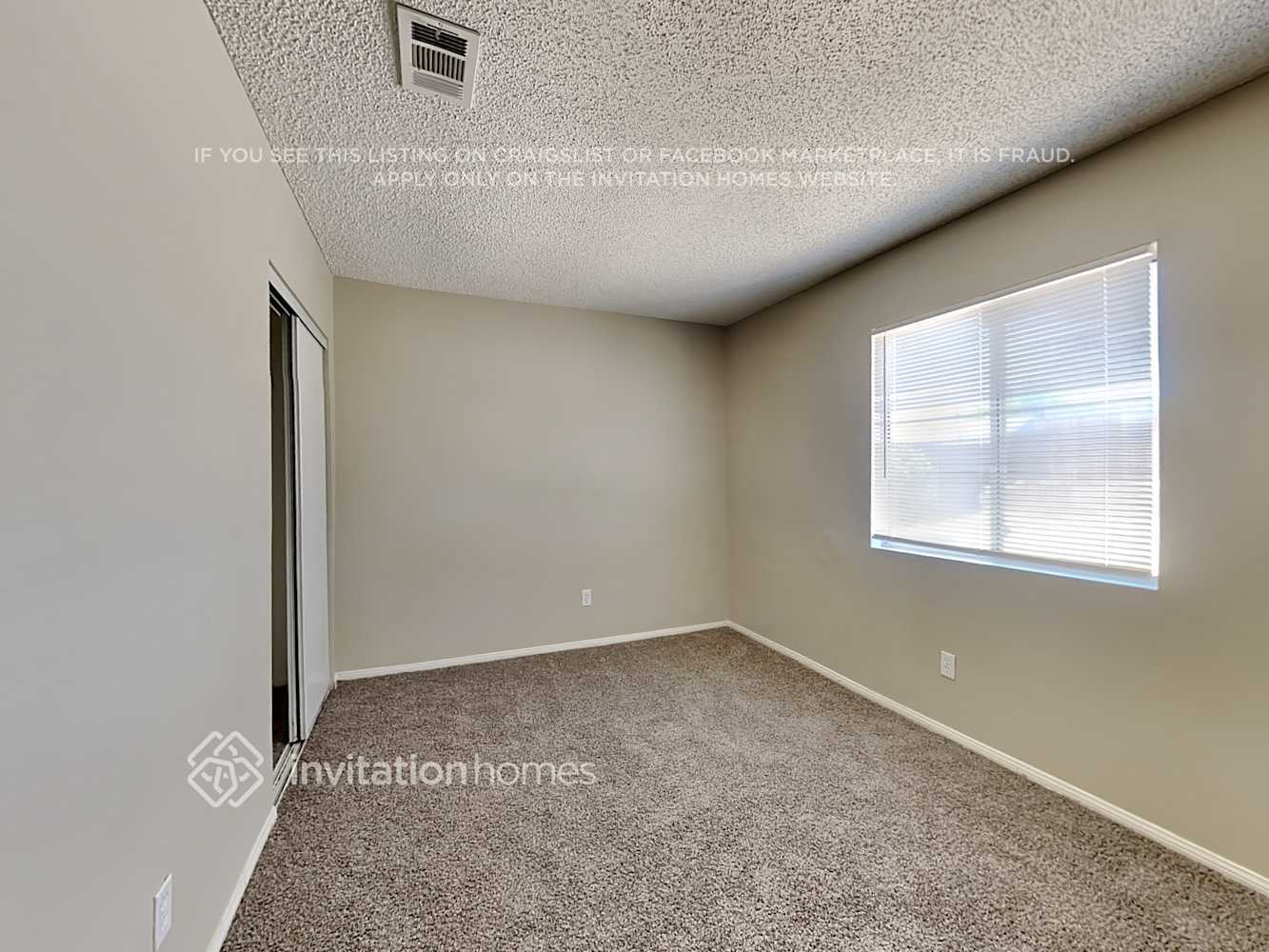 Building Photo - 4268 Cedar Dr