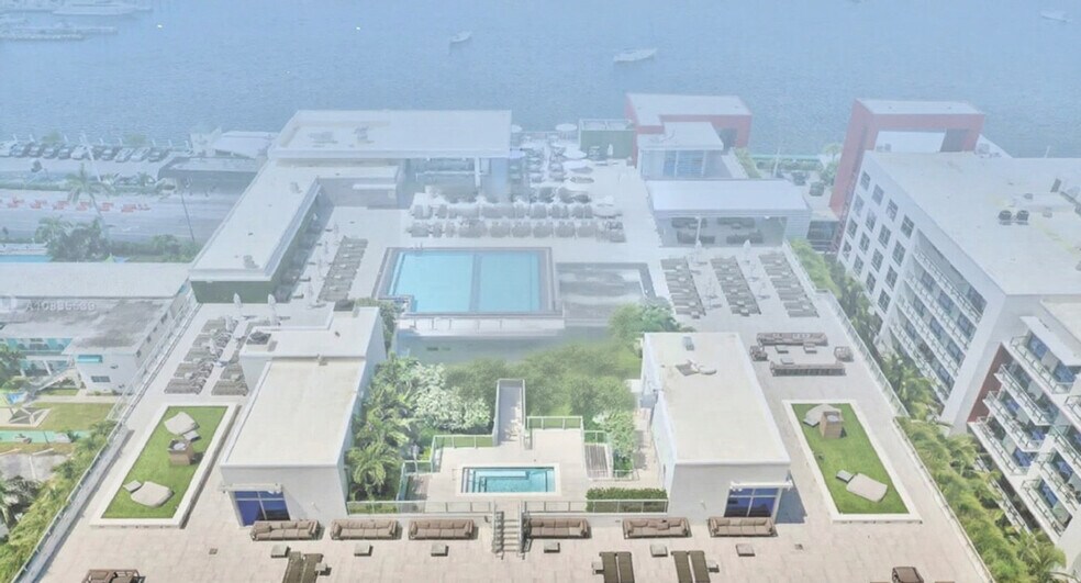 Building Photo - 777 N Ocean Dr