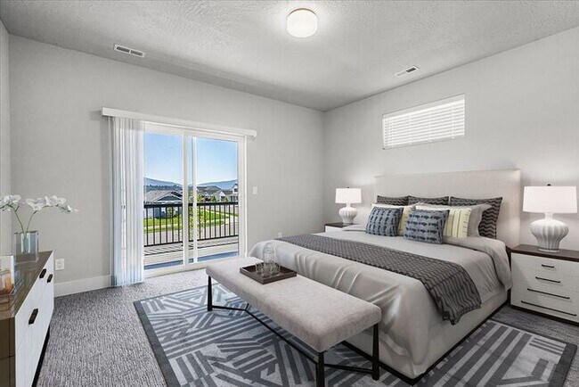 Building Photo - Perfectly designed 5-bedroom, 3-bath single family home