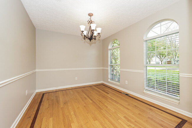 Building Photo - 5128 Pebble Creek Dr