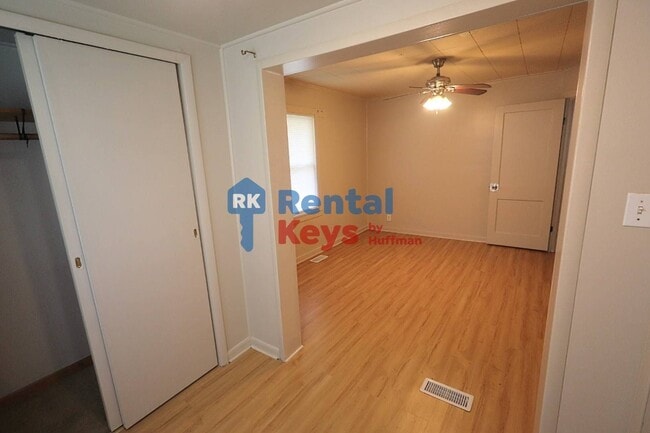 Building Photo - 1709 Herndon Dr