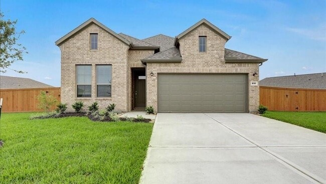 Primary Photo - 810 Whispering Winds Dr