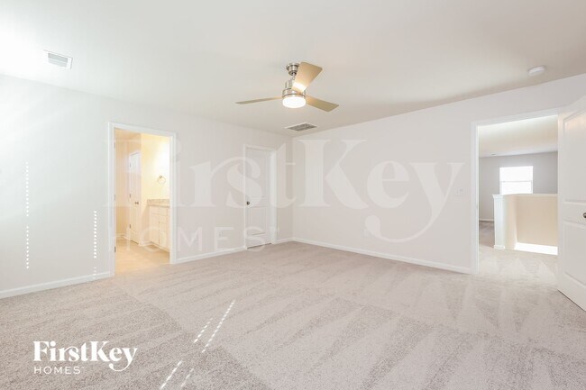 Building Photo - 23 Wild Lily Dr