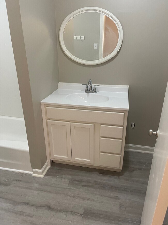 Building Photo - 2140 Lower Brownsville Rd