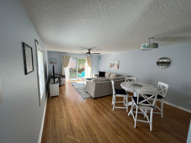 Building Photo - Townhomes of Cocoa Beach #108 - SHORT TERM RENTAL