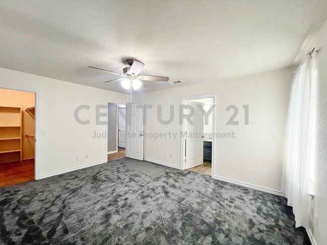 Building Photo - 408 W Morton Ave