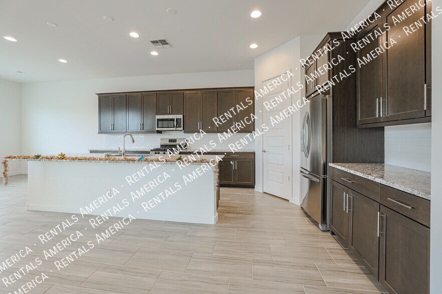 Building Photo - 24423 N 163rd Dr