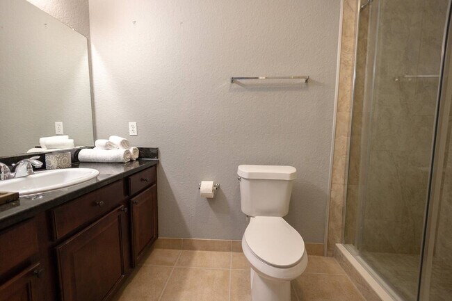 Building Photo - 1370 Tuscana Ln
