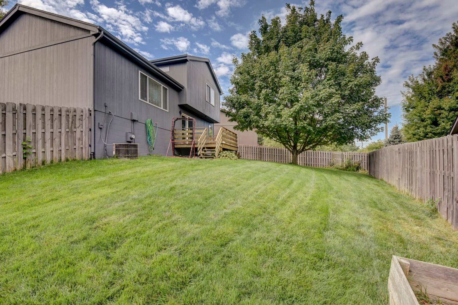 Building Photo - 17904 Karen Cir