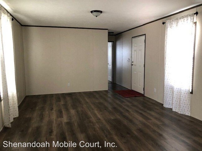 Building Photo - 1405 Front Royal Pike