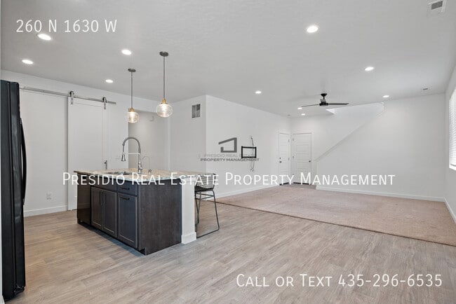 Building Photo - 260 N 1630 W
