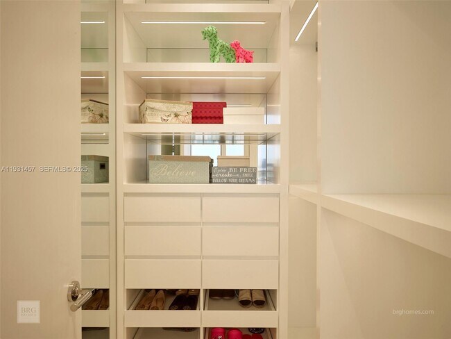 Building Photo - 9701 Collins Ave