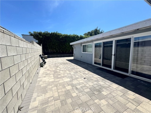 Building Photo - 1516 E Cyrene Dr