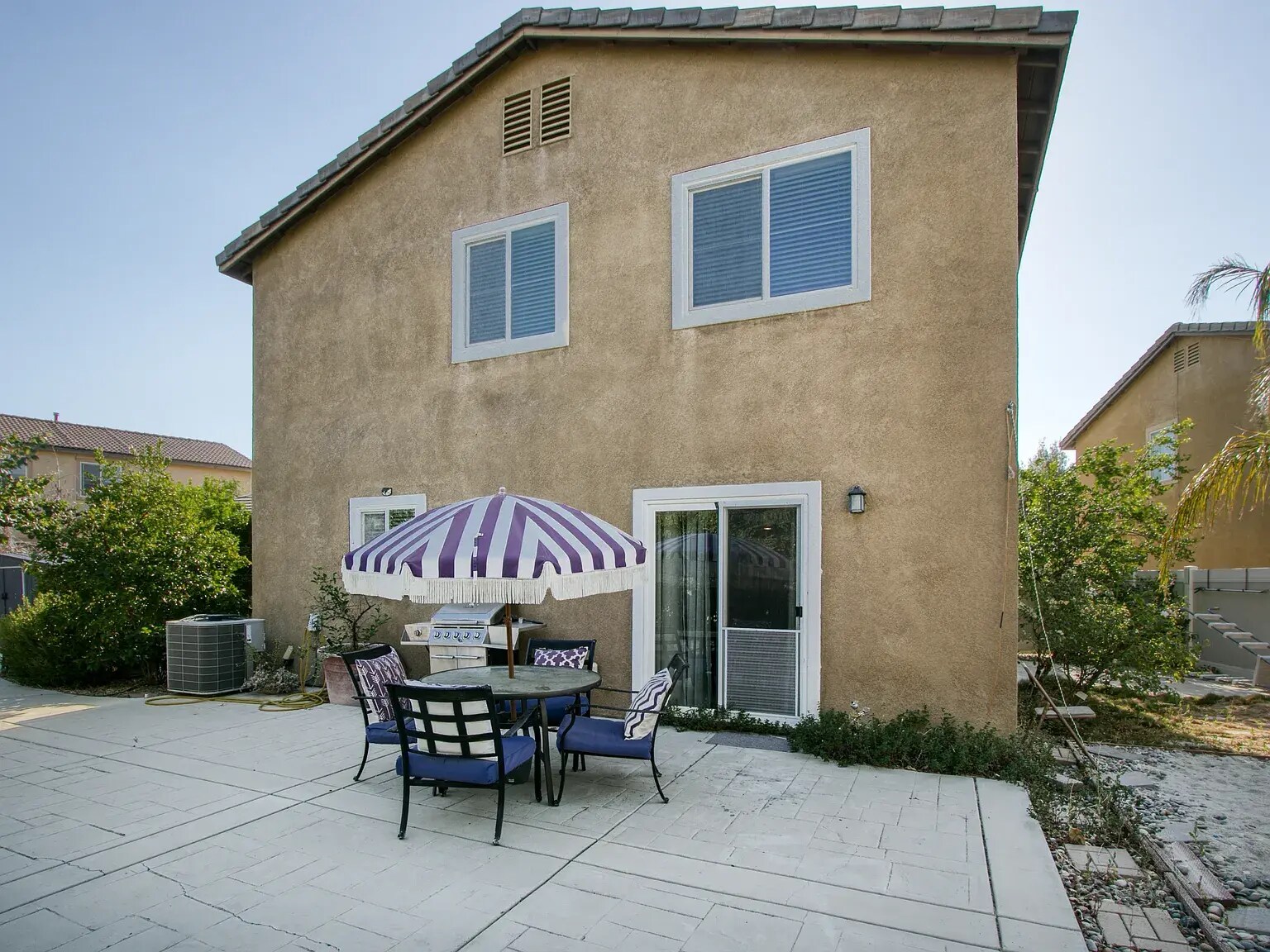 Building Photo - 142 Diego Rd