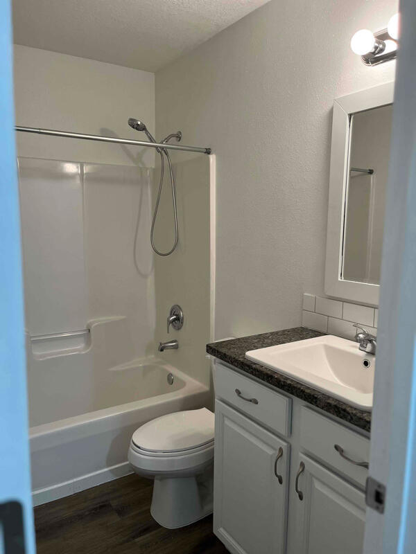 Building Photo - 103 Trenton Ave