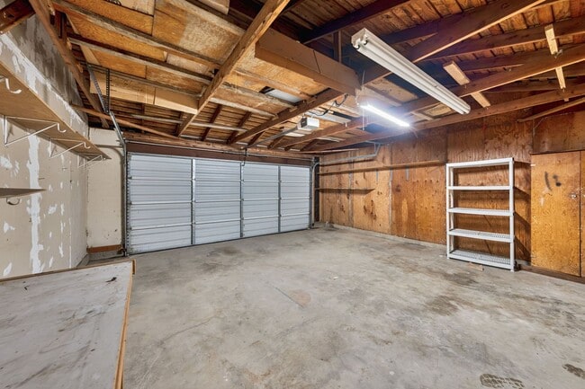 Building Photo - 317 Bridge Pl