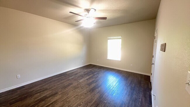 Building Photo - 3505 Barnacle Dr