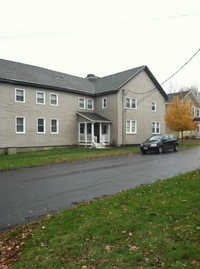 Building Photo - 49 Tappan St