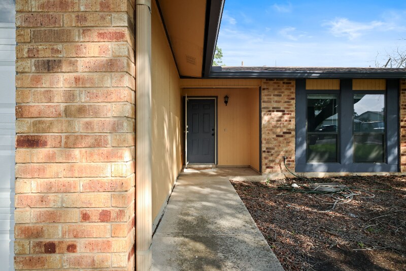 Building Photo - 7554 Oriental Trail