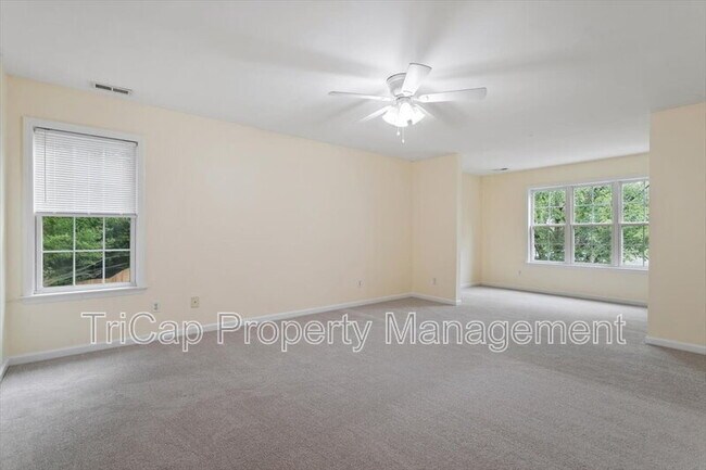 Building Photo - 120 Arbor Glen Ct