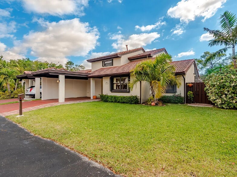 Primary Photo - 9025 SW 112th Ct