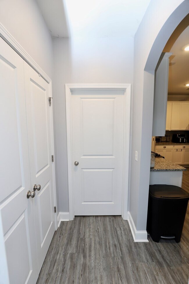 Building Photo - 525 Kittiwake Ln