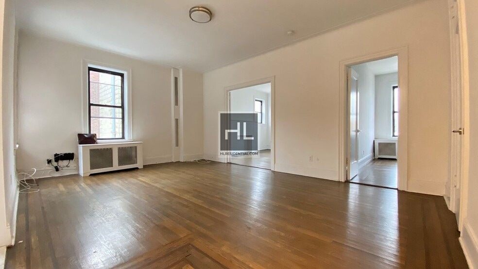 Primary Photo - STEINWAY STREET