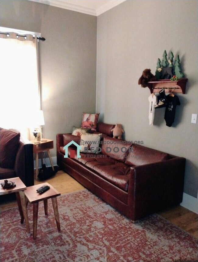 Building Photo - Spacious 4-Bedroom Home in the Heart of Great Falls – Mid-Term Rental