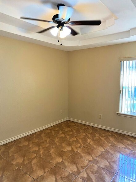 Building Photo - 3609 Raquel Ave