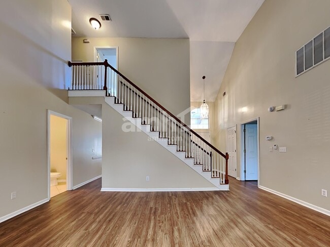 Building Photo - 602 Majestic Oak Dr