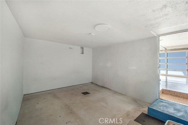 Building Photo - 912 Santa Ana St