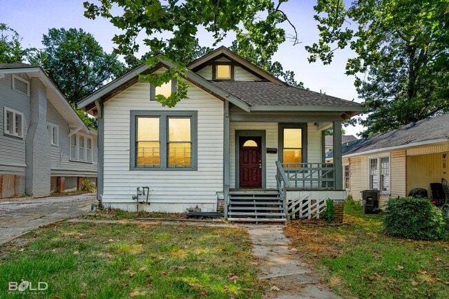 Primary Photo - Charming Remodeled Home in the Heart of Sh...