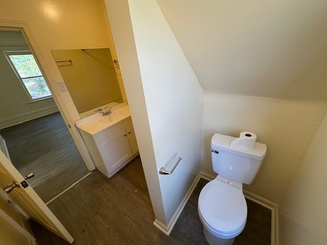 Building Photo - 2454 Azelda St