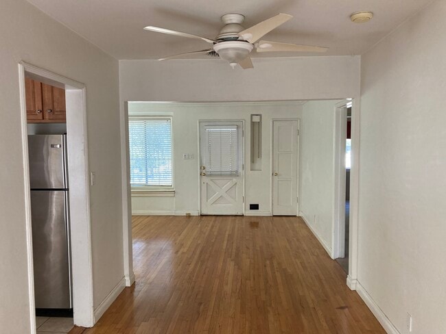 View facing front door - 4454 Laurelgrove Ave