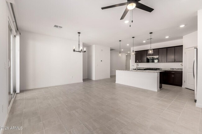 Building Photo - 37126 W Prado St