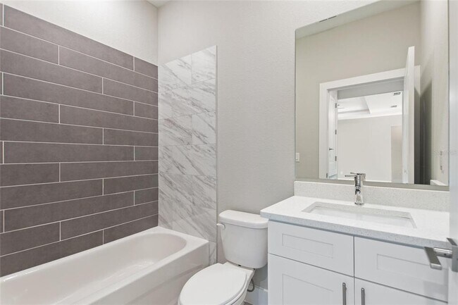 Building Photo - 1829 Northland Ave